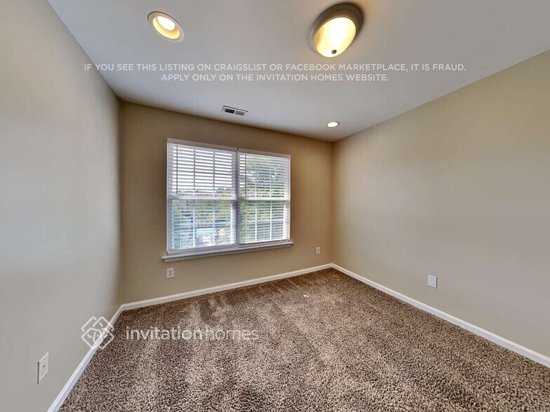 Building Photo - 8704 Winding River Way