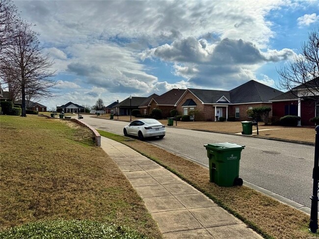 Building Photo - 4701 Mitford Cir