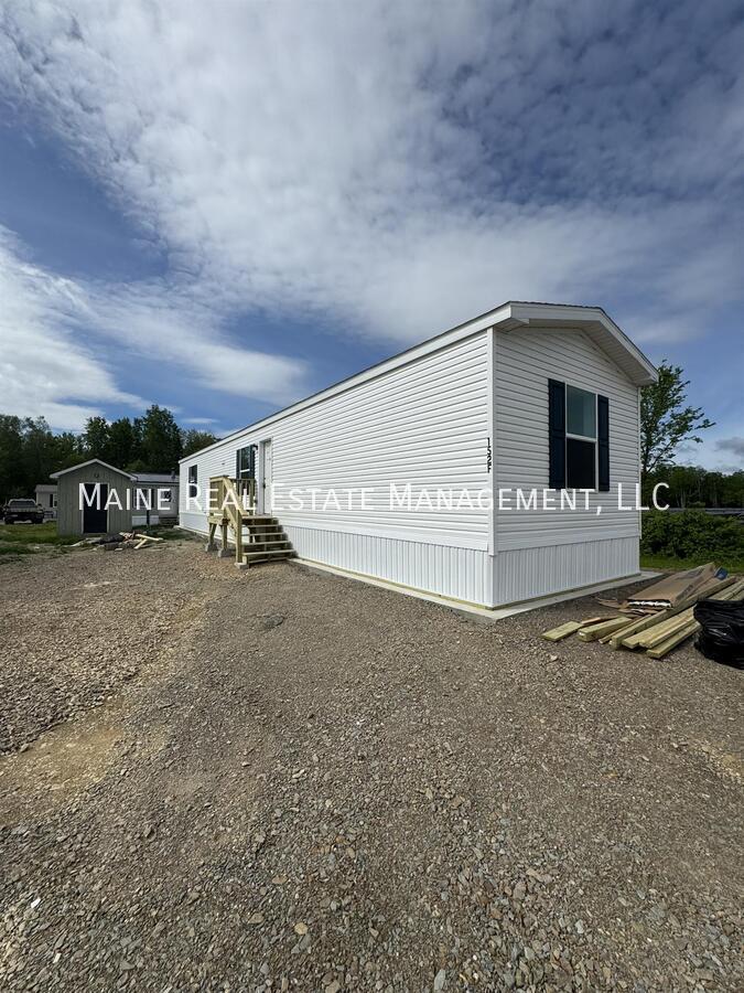 Building Photo - 152 F St