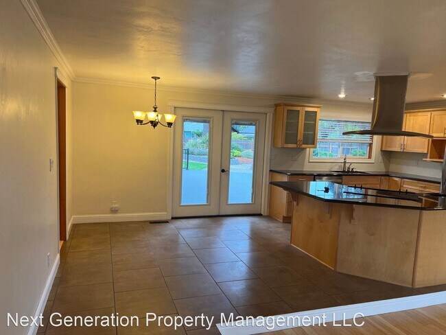 Building Photo - 3 br, 1 bath House - 751 Laksonen Loop