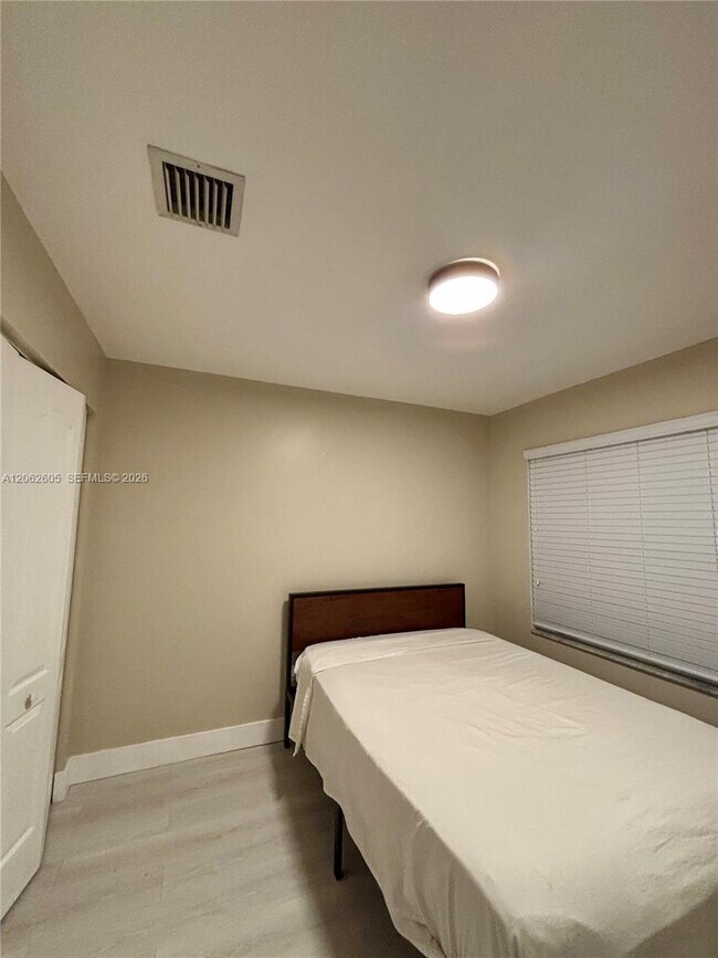 Building Photo - 21507 SW 90th Ct