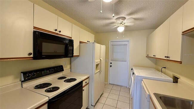 Building Photo - 207 Winter Ridge Blvd