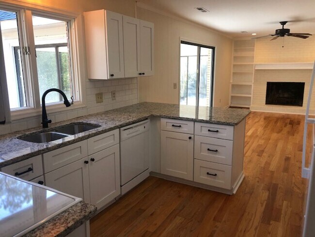 Building Photo - 578 Aspen Loop