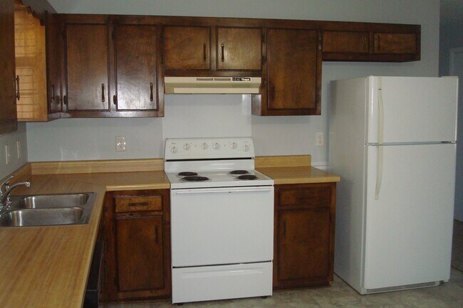 Building Photo - 502 Gracy Ave