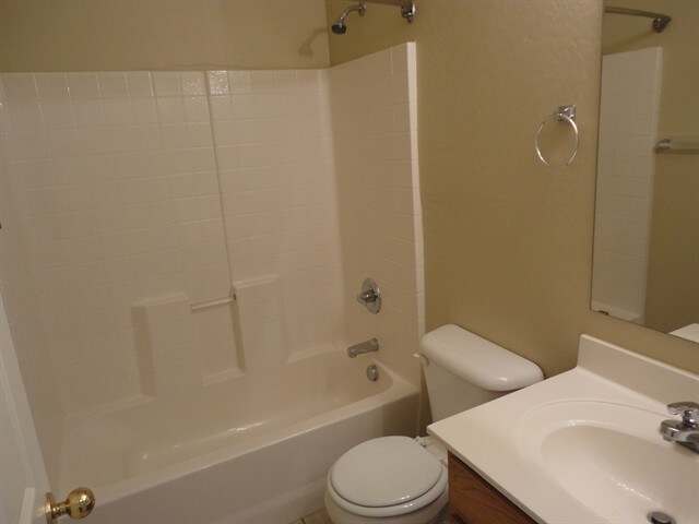 Building Photo - 206 S 151st Ave