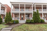 Building Photo - Stylish 2 Bedroom, 2 Bath Condo in the Heart of Manchester