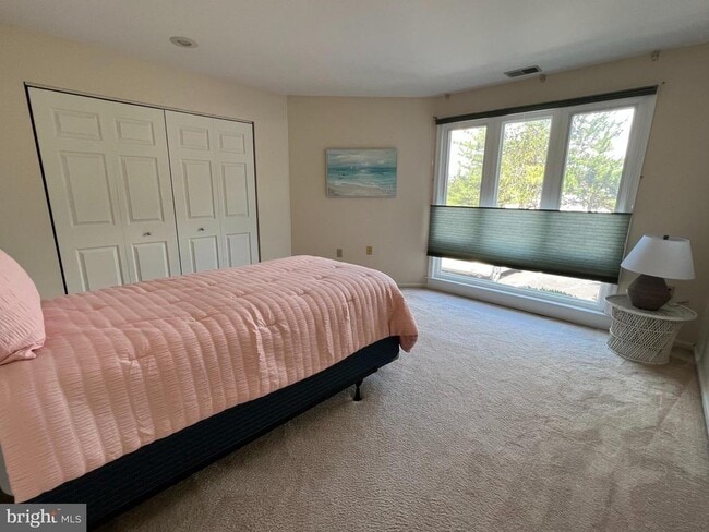 Building Photo - 110 Oyster Cove Dr