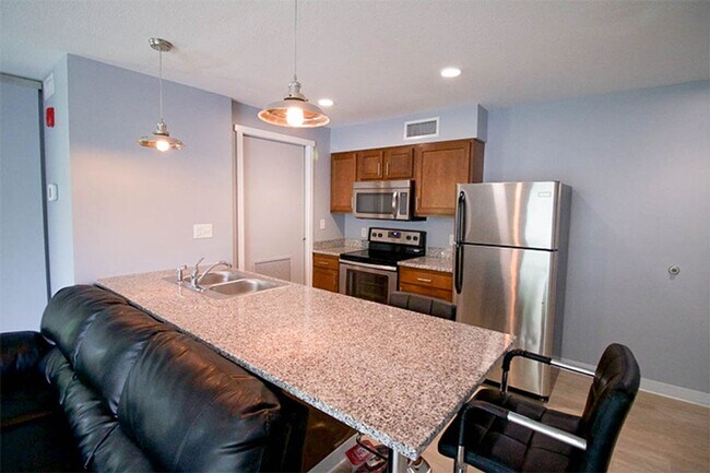 Interior Photo - iMansion