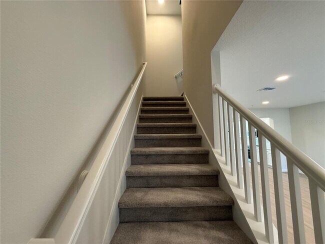 Building Photo - 591 Pothos St