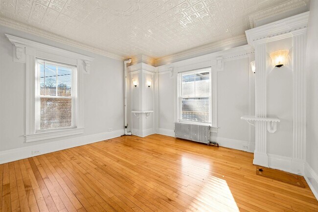 Building Photo - 26 Reservoir Ave