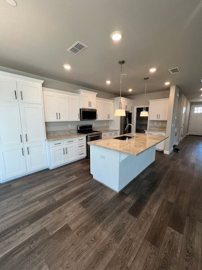 Building Photo - Bright Contemporary Solar Home In Roseville