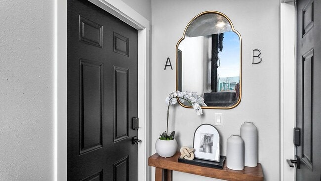 Building Photo - Cozy 2B/1B Unit A I Near Gonzaga/WSU/EWU & 5 Hospitals I Pet Friendly (Furnished)