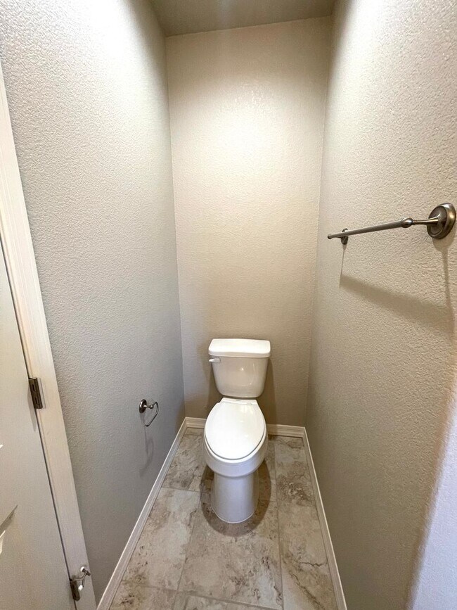 Building Photo - 2022 Construction 3 Bedroom Home in Southe...