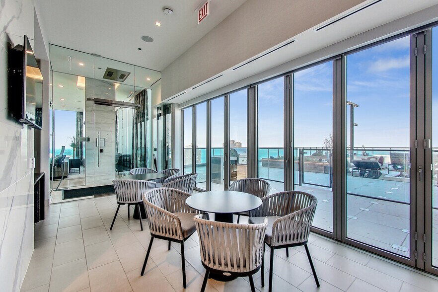 Building Photo - 363 E Wacker Dr