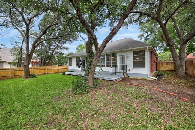 Building Photo - 13305 Chasewood Cove