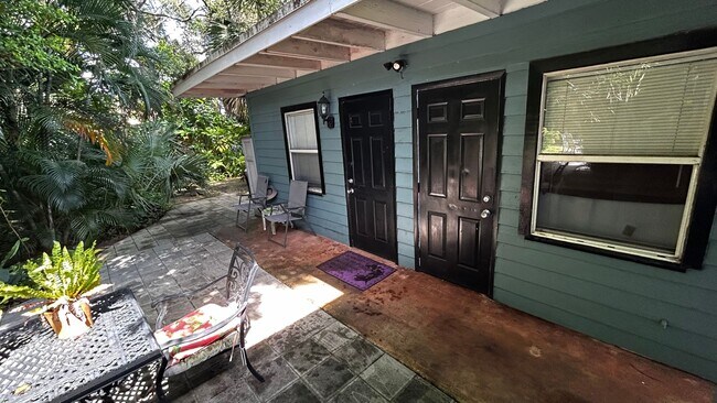 Primary Photo - 545 SW 15th Ave