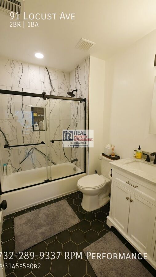 Building Photo - 91 Locust Ave