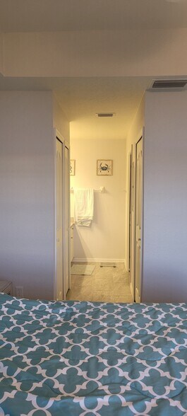 Master Bathroom view - 1457 San Cristobal Ave