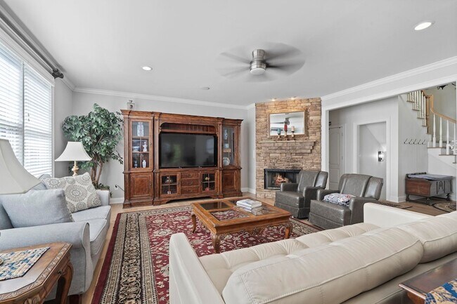 Building Photo - 1071 Carnoustie Dr