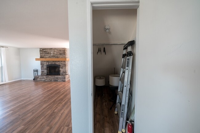 Building Photo - 1343 Edgemont St