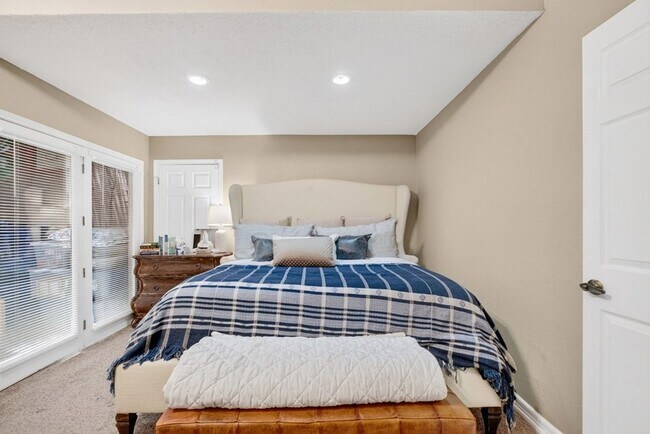 Building Photo - 3202 Tealwood Pl