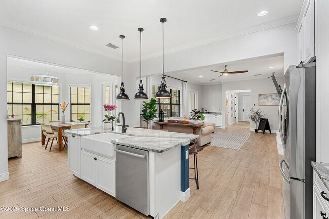 Building Photo - 2300 Addison Dr