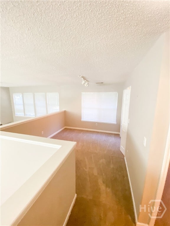 Building Photo - 1 Lantern Ln