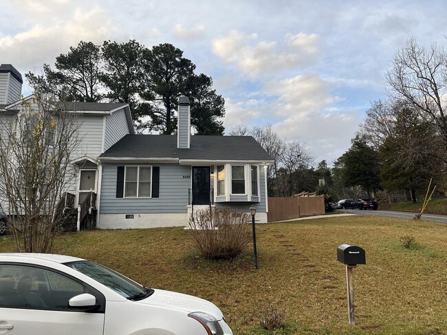 Building Photo - 4486 Club Trce