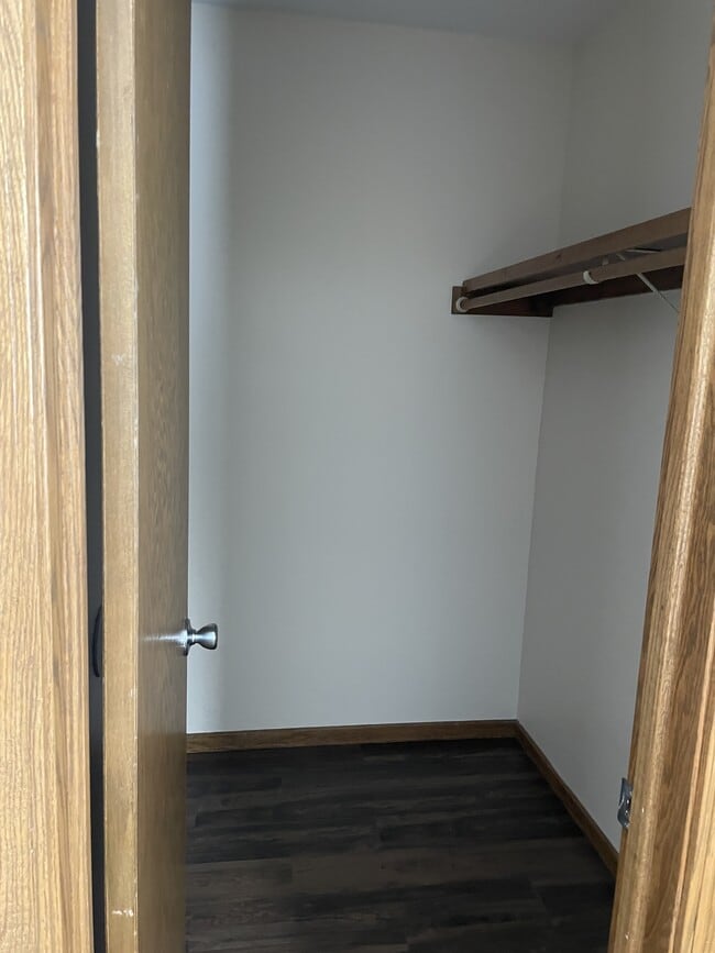 Building Photo - 1703 Heritage Ln