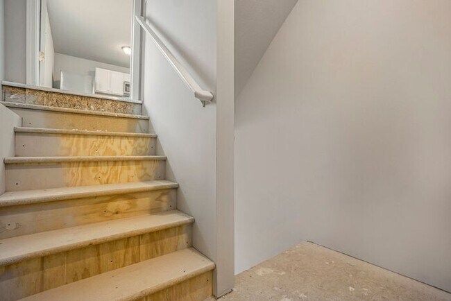Building Photo - 1724 Harper Grove Ln