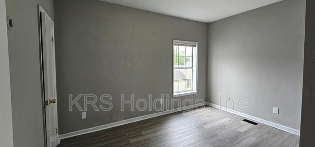 Building Photo - 827 Marshall Ave