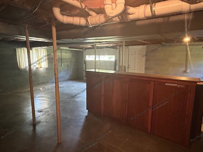 Building Photo - 7800 Penny Rd