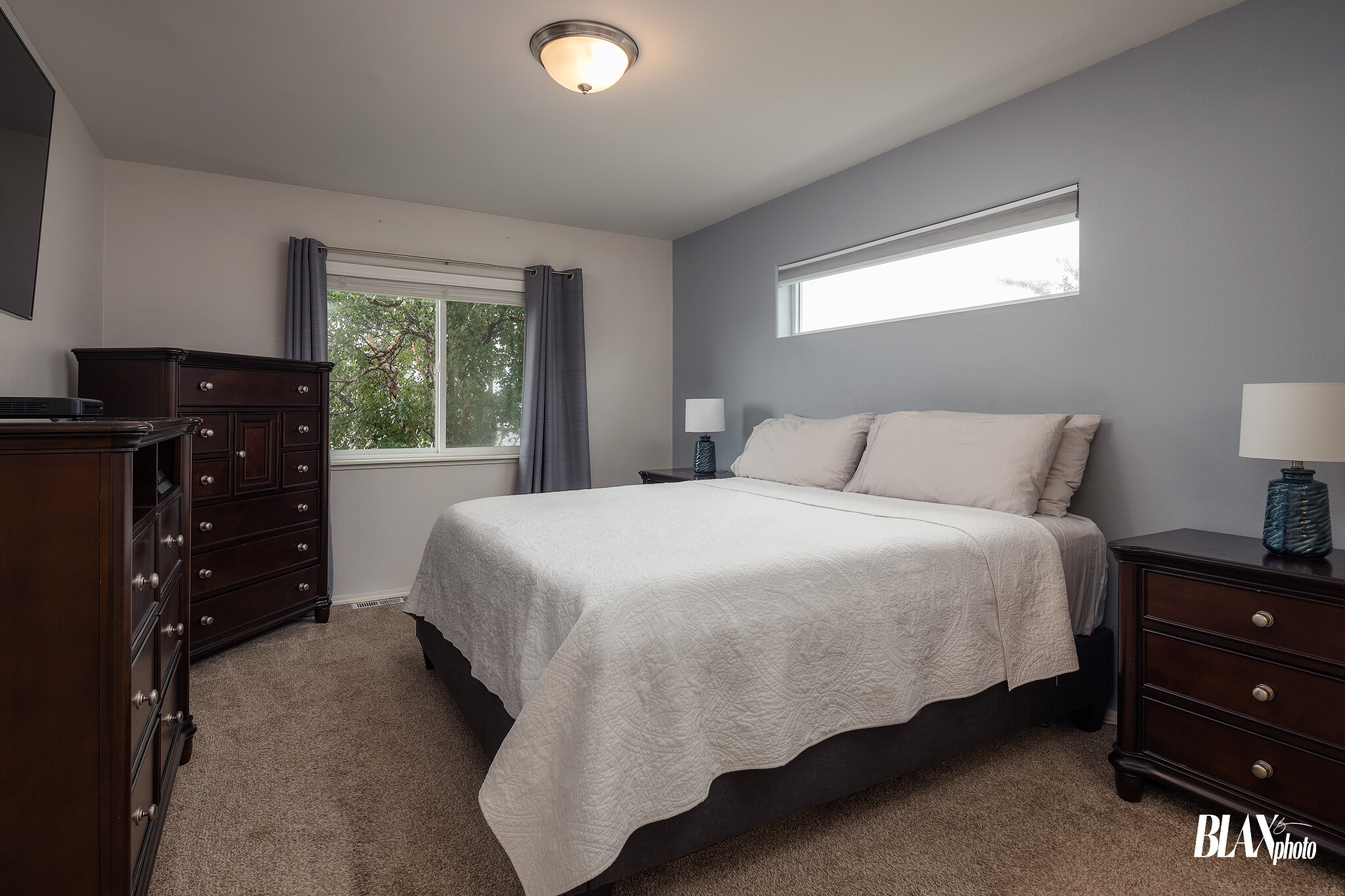 Master bedroom with King - 11050 Solitude Cir