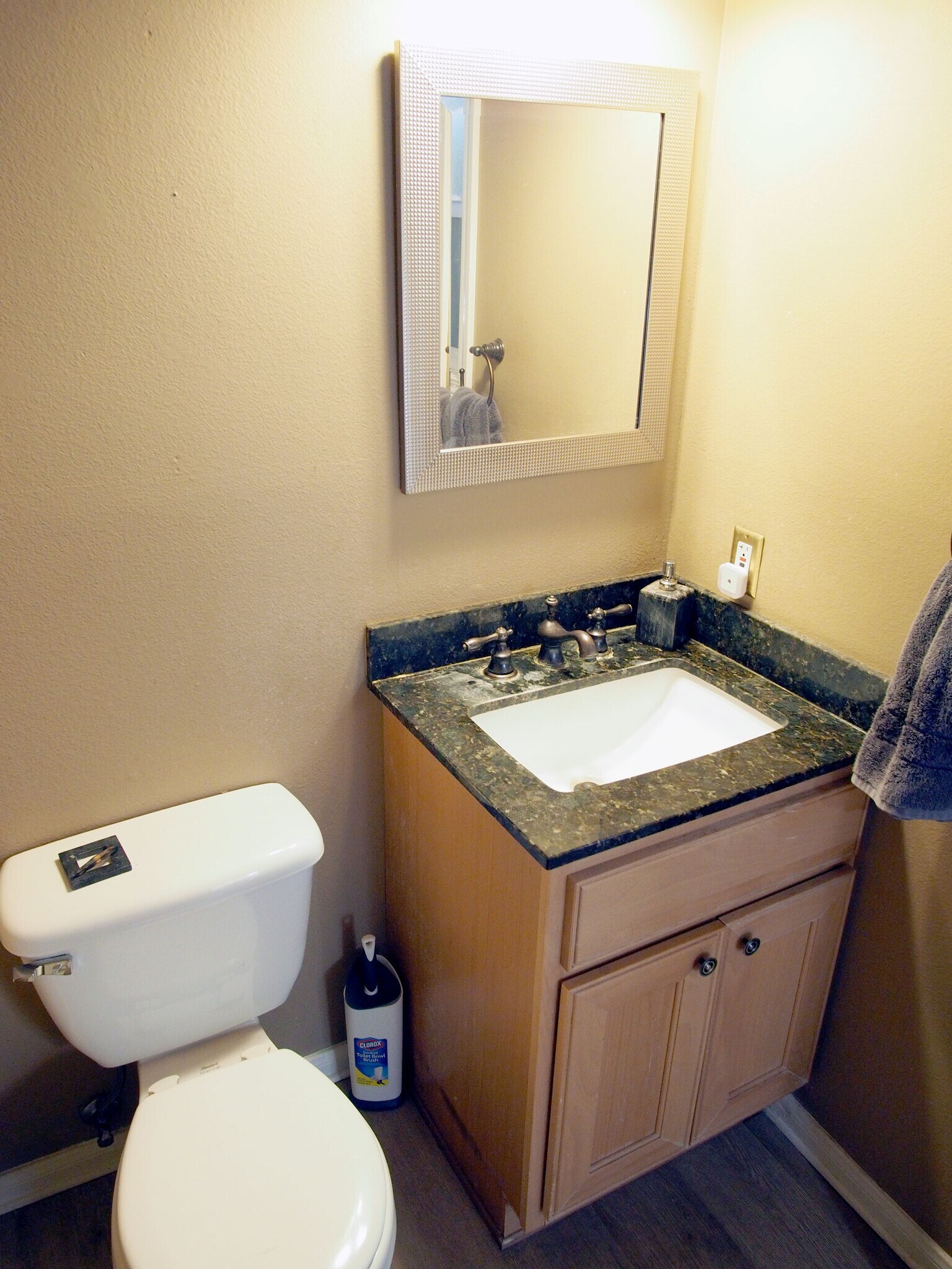 Building Photo - 13660 Red Hill Ave