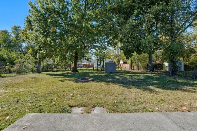 Building Photo - 83 Brookhaven Dr