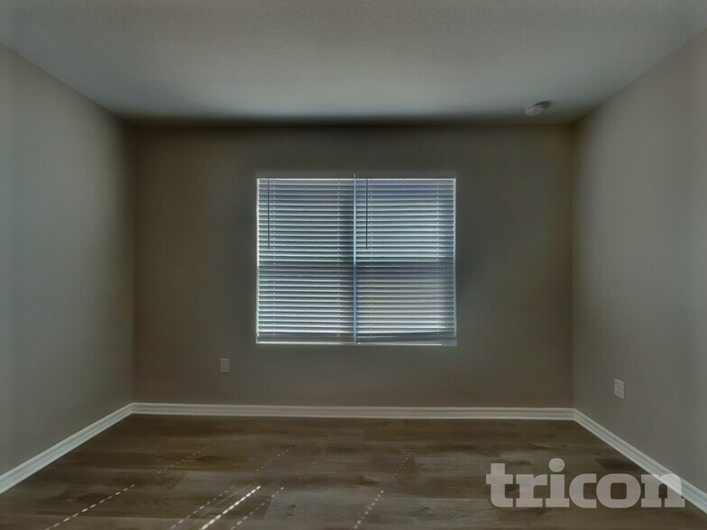 Building Photo - 2206 Rockmart Loop