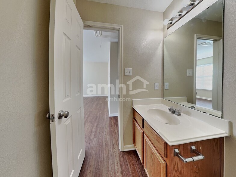 Building Photo - 6326 Bright Bloom Ln