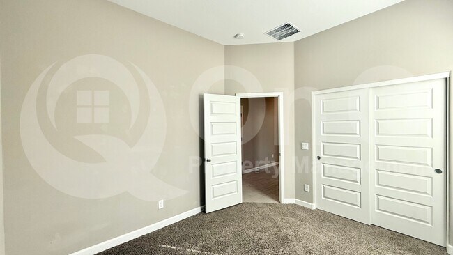 Building Photo - 40974 W Hillman Dr