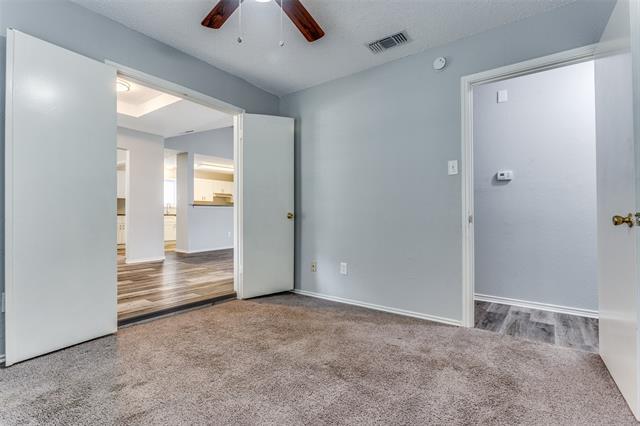 Building Photo - 209 W Schreiber St