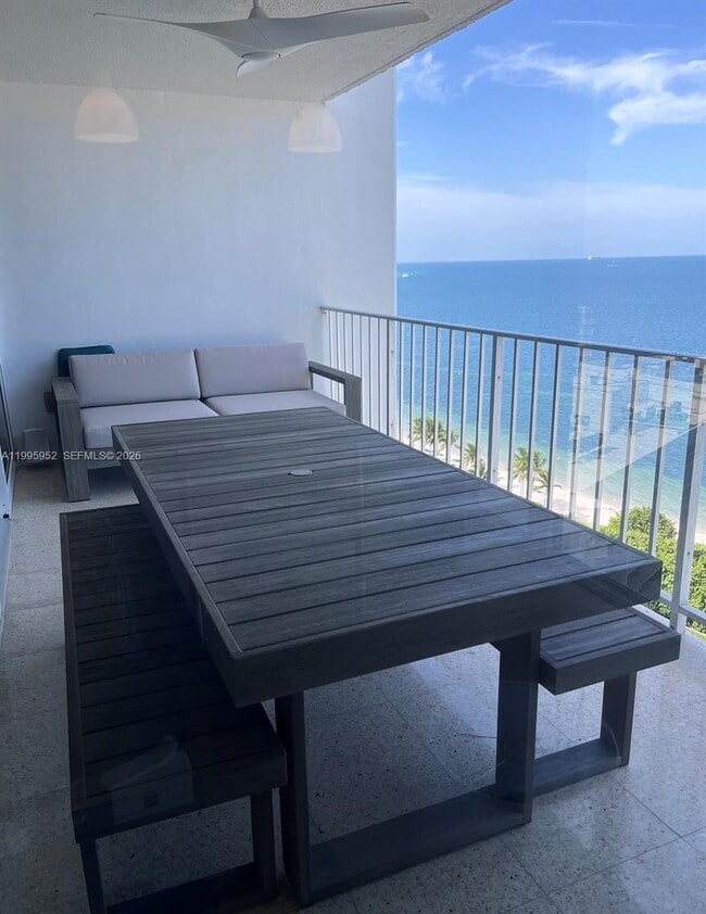 Building Photo - 881 Ocean Dr