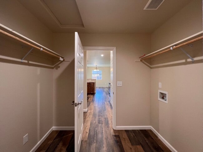 Building Photo - 4-bedroom home in Fallon