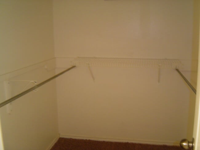 Building Photo - 6542 86th St