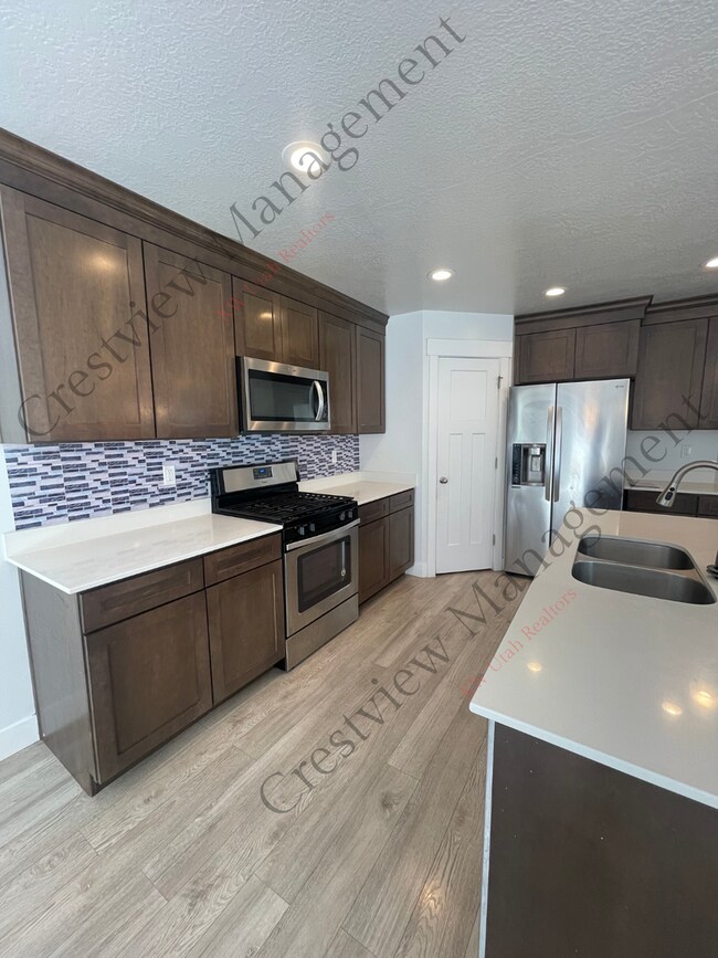 Building Photo - 4993 W Ticoa Ln