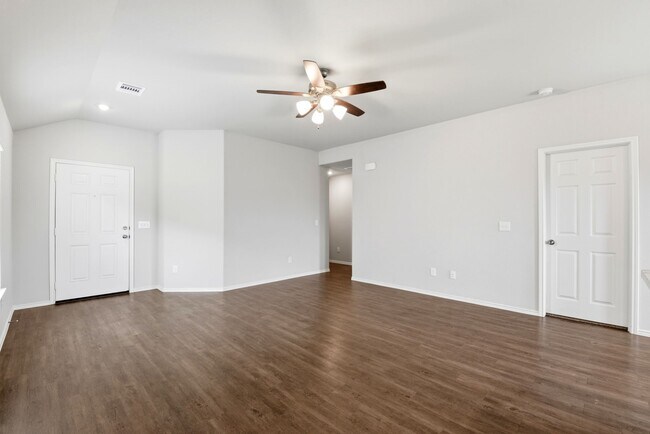 Building Photo - 363 Cumberland Forest Dr