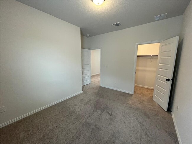Building Photo - 12906 Stanford Dr