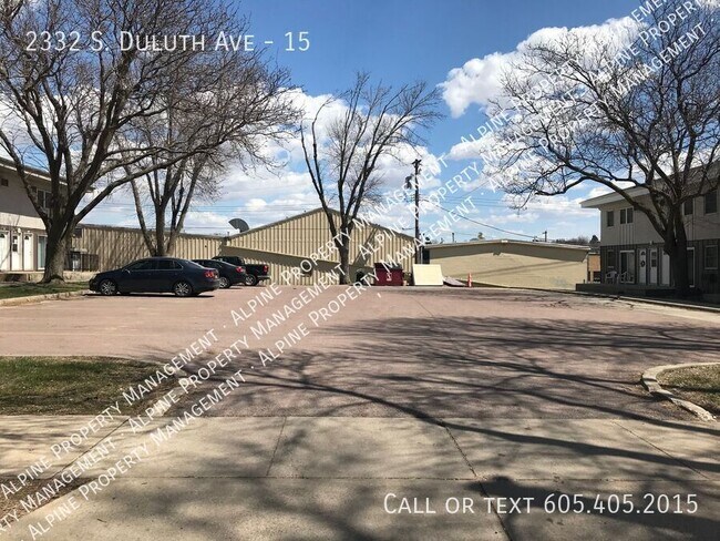 Building Photo - 2332 S Duluth Ave