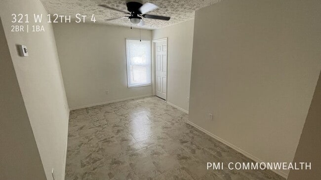 Building Photo - 2 Bed / 1 Bath Apartment (Available 4/10/25)