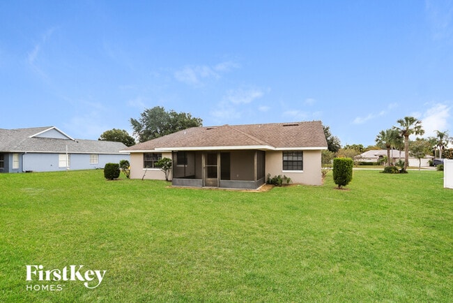 Building Photo - 36828 Sundance Dr