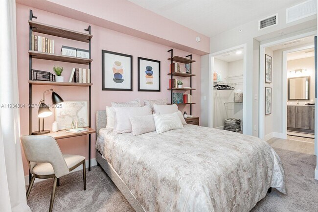 Building Photo - 9125 W Commercial Blvd