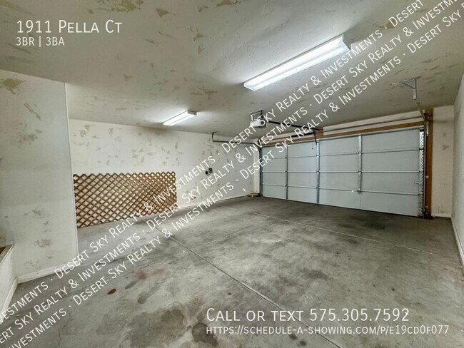 Building Photo - 1911 Pella Ct